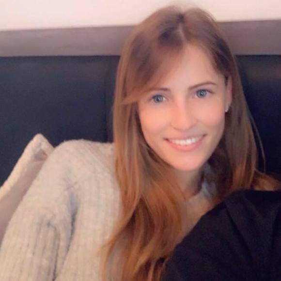 Meet your Posher, Emily - Picture 1 of 1